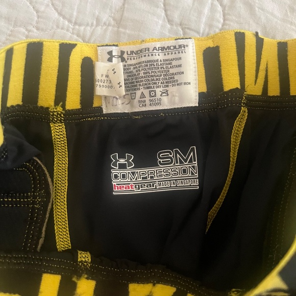 - Under Armour padded shorts - Picture 4 of 4